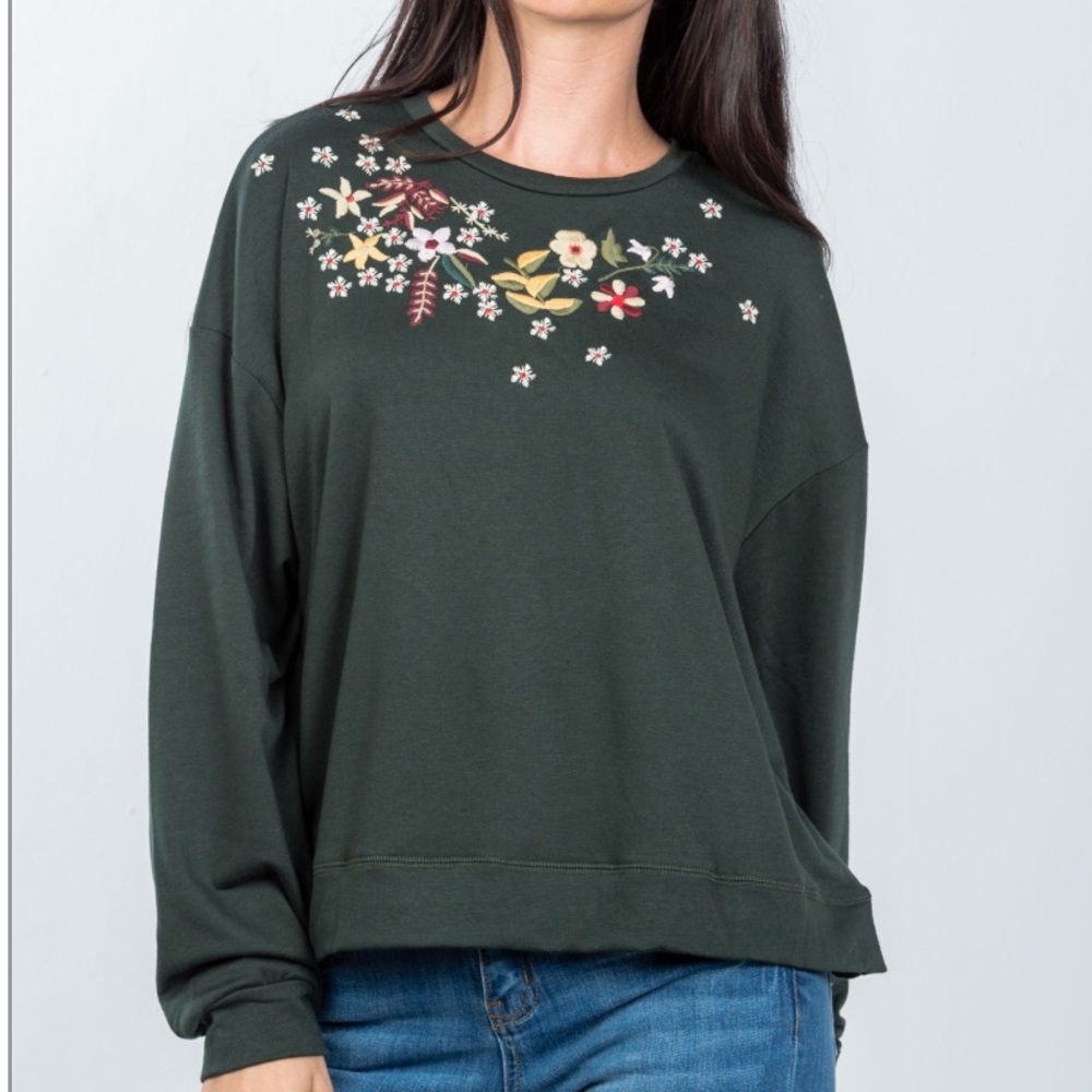 B Closet clear 🚨 oho hunter embroidered sweater - Picture 3 of 5